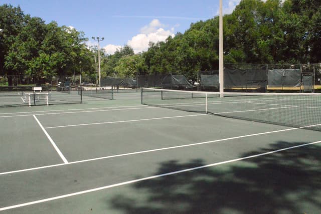 Park Among the Lakes