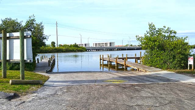 Kiwanis Island Park