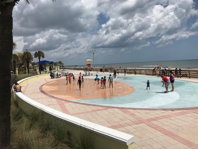 Sun Splash Park